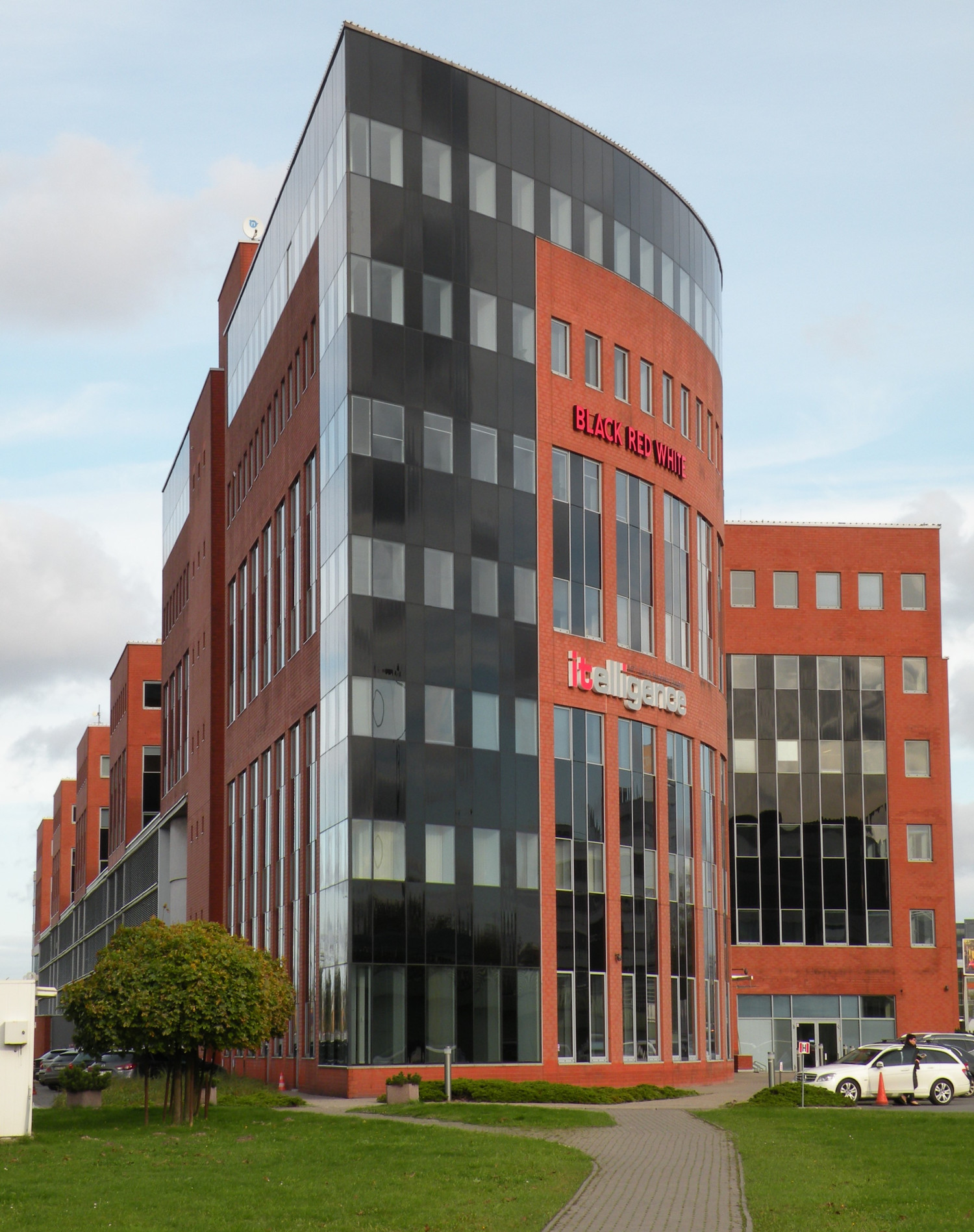 Zdjęcie architektury budynku Kopernik Office Buildings